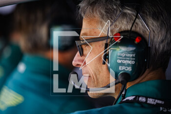2023-03-04 - KRACK Mike (her), Team Principal and CEO of Aston Martin F1 Team, portrait during the Formula 1 Gulf Air Bahrain Grand Prix 2023, 1st round of the 2023 FIA Formula One World Championship from March 2 to 5, 2023 on the Bahrain International Circuit, in Sakhir, Bahrain - F1 - BAHRAIN GRAND PRIX 2023 - FORMULA 1 - MOTORS
