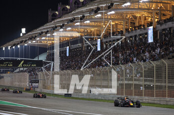 2023-03-05 - 01 VERSTAPPEN Max (nld), Red Bull Racing RB19, action 16 LECLERC Charles (mco), Scuderia Ferrari SF-23, action during the Formula 1 Gulf Air Bahrain Grand Prix 2023, 1st round of the 2023 FIA Formula One World Championship from March 2 to 5, 2023 on the Bahrain International Circuit, in Sakhir, Bahrain - F1 - BAHRAIN GRAND PRIX 2023 - RACE - FORMULA 1 - MOTORS