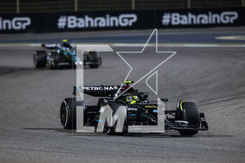 2023-03-05 - 44 HAMILTON Lewis (gbr), Mercedes AMG F1 Team W14, action during the Formula 1 Gulf Air Bahrain Grand Prix 2023, 1st round of the 2023 FIA Formula One World Championship from March 2 to 5, 2023 on the Bahrain International Circuit, in Sakhir, Bahrain - F1 - BAHRAIN GRAND PRIX 2023 - RACE - FORMULA 1 - MOTORS