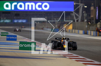 2023-03-05 - 01 VERSTAPPEN Max (nld), Red Bull Racing RB19, action during the Formula 1 Gulf Air Bahrain Grand Prix 2023, 1st round of the 2023 FIA Formula One World Championship from March 3 to 5, 2023 on the Bahrain International Circuit, in Sakhir, Bahrain - F1 - BAHRAIN GRAND PRIX 2023 - RACE - FORMULA 1 - MOTORS