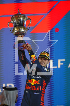 2023-03-05 - VERSTAPPEN Max (ned), Red Bull Racing RB19, portrait podium during the Formula 1 Gulf Air Bahrain Grand Prix 2023, 1st round of the 2023 FIA Formula One World Championship from March 3 to 5, 2023 on the Bahrain International Circuit, in Sakhir, Bahrain - F1 - BAHRAIN GRAND PRIX 2023 - RACE - FORMULA 1 - MOTORS