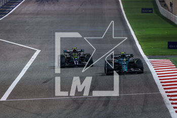 2023-03-05 - 44 HAMILTON Lewis (gbr), Mercedes AMG F1 Team W14, 14 ALONSO Fernando (spa), Aston Martin F1 Team AMR23, action during the Formula 1 Gulf Air Bahrain Grand Prix 2023, 1st round of the 2023 FIA Formula One World Championship from March 3 to 5, 2023 on the Bahrain International Circuit, in Sakhir, Bahrain - F1 - BAHRAIN GRAND PRIX 2023 - RACE - FORMULA 1 - MOTORS