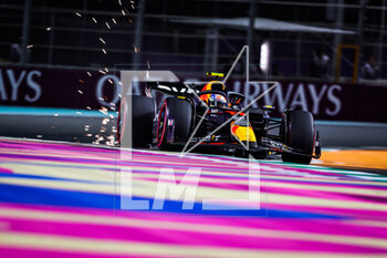 17/03/2023 - 11 PEREZ Sergio (mex), Red Bull Racing RB19, action during the Formula 1 STC Saudi Arabian Grand Prix 2023, 2nd round of the 2023 Formula One World Championship from March 17 to 19, 2023 on the Jeddah Corniche Circuit, in Jeddah, Saudi Arabia - F1 - SAUDI ARABIAN GRAND PRIX 2023 - FORMULA 1 - MOTORI