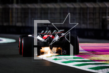 17/03/2023 - 20 MAGNUSSEN Kevin (den), Haas F1 Team VF-23 Ferrari, action during the Formula 1 STC Saudi Arabian Grand Prix 2023, 2nd round of the 2023 Formula One World Championship from March 17 to 19, 2023 on the Jeddah Corniche Circuit, in Jeddah, Saudi Arabia - F1 - SAUDI ARABIAN GRAND PRIX 2023 - FORMULA 1 - MOTORI