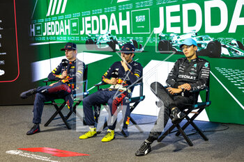 2023-03-19 - Press conference: VERSTAPPEN Max (ned), Red Bull Racing RB19, PEREZ Sergio (mex), Red Bull Racing RB19, RUSSELL George (gbr), Mercedes AMG F1 Team W14, portrait during the Formula 1 STC Saudi Arabian Grand Prix 2023, 2nd round of the 2023 Formula One World Championship from March 17 to 19, 2023 on the Jeddah Corniche Circuit, in Jeddah, Saudi Arabia - F1 - SAUDI ARABIAN GRAND PRIX 2023 - RACE - FORMULA 1 - MOTORS