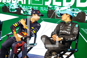 2023-03-19 - PEREZ Sergio (mex), Red Bull Racing RB19, RUSSELL George (gbr), Mercedes AMG F1 Team W14, portrait during the Formula 1 STC Saudi Arabian Grand Prix 2023, 2nd round of the 2023 Formula One World Championship from March 17 to 19, 2023 on the Jeddah Corniche Circuit, in Jeddah, Saudi Arabia - F1 - SAUDI ARABIAN GRAND PRIX 2023 - RACE - FORMULA 1 - MOTORS