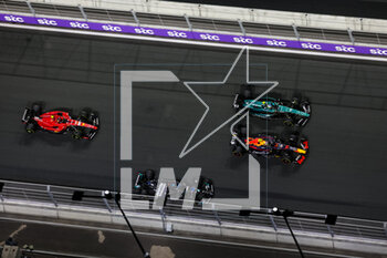 2023-03-19 - Start of the race: 11 PEREZ Sergio (mex), Red Bull Racing RB19, 14 ALONSO Fernando (spa), Aston Martin F1 Team AMR23, 55 SAINZ Carlos (spa), Scuderia Ferrari SF-23, 63 RUSSELL George (gbr), Mercedes AMG F1 Team W14, action during the Formula 1 STC Saudi Arabian Grand Prix 2023, 2nd round of the 2023 Formula One World Championship from March 17 to 19, 2023 on the Jeddah Corniche Circuit, in Jeddah, Saudi Arabia - F1 - SAUDI ARABIAN GRAND PRIX 2023 - RACE - FORMULA 1 - MOTORS