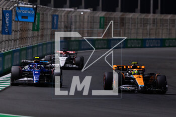 2023-03-19 - 04 NORRIS Lando (gbr), McLaren F1 Team MCL60, action 02 SARGEANT Logan (usa), Williams Racing FW45, action during the Formula 1 STC Saudi Arabian Grand Prix 2023, 2nd round of the 2023 Formula One World Championship from March 17 to 19, 2023 on the Jeddah Corniche Circuit, in Jeddah, Saudi Arabia - F1 - SAUDI ARABIAN GRAND PRIX 2023 - RACE - FORMULA 1 - MOTORS