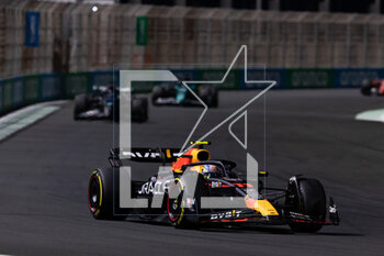 2023-03-19 - 11 PEREZ Sergio (mex), Red Bull Racing RB19, action during the Formula 1 STC Saudi Arabian Grand Prix 2023, 2nd round of the 2023 Formula One World Championship from March 17 to 19, 2023 on the Jeddah Corniche Circuit, in Jeddah, Saudi Arabia - F1 - SAUDI ARABIAN GRAND PRIX 2023 - RACE - FORMULA 1 - MOTORS