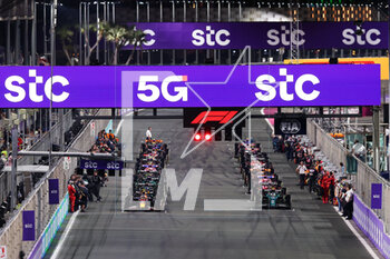 2023-03-19 - Start during the Formula 1 STC Saudi Arabian Grand Prix 2023, 2nd round of the 2023 Formula One World Championship from March 17 to 19, 2023 on the Jeddah Corniche Circuit, in Jeddah, Saudi Arabia - F1 - SAUDI ARABIAN GRAND PRIX 2023 - RACE - FORMULA 1 - MOTORS