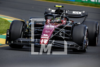 2023-03-31 - 24 ZHOU Guanyu (chi), Alfa Romeo F1 Team Stake C43, action during the Formula 1 Rolex Australian Grand Prix 2023, 3rd round of the 2023 Formula One World Championship from March 31 to April 2, 2023 on the Albert Park Circuit, in Melbourne, Australia - F1 - AUSTRALIAN GRAND PRIX 2023 - FORMULA 1 - MOTORS