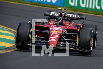 2023-03-31 - 55 SAINZ Carlos (spa), Scuderia Ferrari SF-23, action during the Formula 1 Rolex Australian Grand Prix 2023, 3rd round of the 2023 Formula One World Championship from March 31 to April 2, 2023 on the Albert Park Circuit, in Melbourne, Australia - F1 - AUSTRALIAN GRAND PRIX 2023 - FORMULA 1 - MOTORS