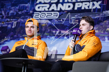 2023-03-31 - PIASTRI Oscar (aus), McLaren F1 Team MCL60, portrait NORRIS Lando (gbr), McLaren F1 Team MCL60, portrait during the Formula 1 Rolex Australian Grand Prix 2023, 3rd round of the 2023 Formula One World Championship from March 31 to April 2, 2023 on the Albert Park Circuit, in Melbourne, Australia - F1 - AUSTRALIAN GRAND PRIX 2023 - FORMULA 1 - MOTORS