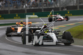 2023-03-31 - 44 HAMILTON Lewis (gbr), Mercedes AMG F1 Team W14, action 04 NORRIS Lando (gbr), McLaren F1 Team MCL60, action during the Formula 1 Rolex Australian Grand Prix 2023, 3rd round of the 2023 Formula One World Championship from March 31 to April 2, 2023 on the Albert Park Circuit, in Melbourne, Australia - F1 - AUSTRALIAN GRAND PRIX 2023 - FORMULA 1 - MOTORS