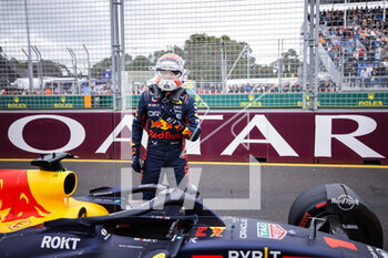 2023-04-01 - VERSTAPPEN Max (ned), Red Bull Racing RB19, portrait pole position celebration during the Formula 1 Rolex Australian Grand Prix 2023, 3rd round of the 2023 Formula One World Championship from March 31 to April 2, 2023 on the Albert Park Circuit, in Melbourne, Australia - F1 - AUSTRALIAN GRAND PRIX 2023 - FORMULA 1 - MOTORS