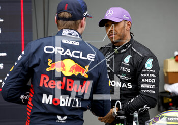 2023-04-01 - VERSTAPPEN Max (ned), Red Bull Racing RB19, portrait HAMILTON Lewis (gbr), Mercedes AMG F1 Team W14, portrait during the Formula 1 Rolex Australian Grand Prix 2023, 3rd round of the 2023 Formula One World Championship from March 31 to April 2, 2023 on the Albert Park Circuit, in Melbourne, Australia - F1 - AUSTRALIAN GRAND PRIX 2023 - FORMULA 1 - MOTORS