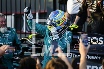 2023-04-02 - ALONSO Fernando (spa), Aston Martin F1 Team AMR23, portrait celebrates his podium during the Formula 1 Rolex Australian Grand Prix 2023, 3rd round of the 2023 Formula One World Championship from March 31 to April 2, 2023 on the Albert Park Circuit, in Melbourne, Australia - F1 - AUSTRALIAN GRAND PRIX 2023 - RACE - FORMULA 1 - MOTORS