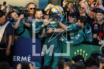 2023-04-02 - ALONSO Fernando (spa), Aston Martin F1 Team AMR23, portrait celebrates his podium during the Formula 1 Rolex Australian Grand Prix 2023, 3rd round of the 2023 Formula One World Championship from March 31 to April 2, 2023 on the Albert Park Circuit, in Melbourne, Australia - F1 - AUSTRALIAN GRAND PRIX 2023 - RACE - FORMULA 1 - MOTORS