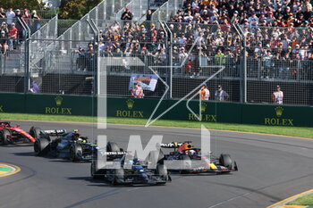 2023-04-02 - 63 RUSSELL George (gbr), Mercedes AMG F1 Team W14, action 01 VERSTAPPEN Max (nld), Red Bull Racing RB19, action during the Formula 1 Rolex Australian Grand Prix 2023, 3rd round of the 2023 Formula One World Championship from March 31 to April 2, 2023 on the Albert Park Circuit, in Melbourne, Australia - F1 - AUSTRALIAN GRAND PRIX 2023 - RACE - FORMULA 1 - MOTORS