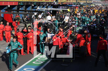 2023-04-02 - Pitlane during the Formula 1 Rolex Australian Grand Prix 2023, 3rd round of the 2023 Formula One World Championship from March 31 to April 2, 2023 on the Albert Park Circuit, in Melbourne, Australia - F1 - AUSTRALIAN GRAND PRIX 2023 - RACE - FORMULA 1 - MOTORS