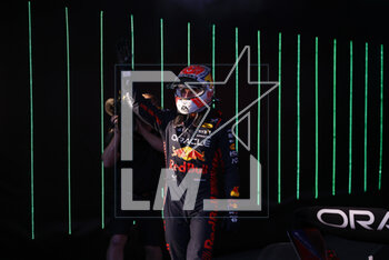 2023-04-02 - VERSTAPPEN Max (ned), Red Bull Racing RB19, portrait celebrates the victory during the Formula 1 Rolex Australian Grand Prix 2023, 3rd round of the 2023 Formula One World Championship from March 31 to April 2, 2023 on the Albert Park Circuit, in Melbourne, Australia - F1 - AUSTRALIAN GRAND PRIX 2023 - RACE - FORMULA 1 - MOTORS