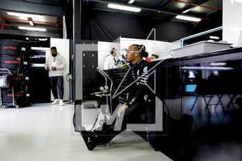 2023-04-02 - HAMILTON Lewis (gbr), Mercedes AMG F1 Team W14, portrait during the Formula 1 Rolex Australian Grand Prix 2023, 3rd round of the 2023 Formula One World Championship from March 31 to April 2, 2023 on the Albert Park Circuit, in Melbourne, Australia - F1 - AUSTRALIAN GRAND PRIX 2023 - RACE - FORMULA 1 - MOTORS