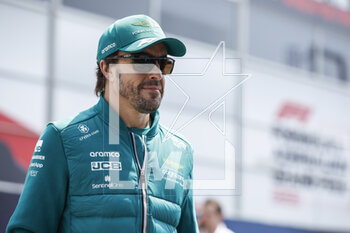 2023-04-28 - ALONSO Fernando (spa), Aston Martin F1 Team AMR23, portrait during the Formula 1 Azerbaijan Grand Prix 2023, 4th round of the 2023 Formula One World Championship from April 28 to 30, 2023 on the Baku City Circuit, in Baku, Azerbaijan - F1 - AZERBAIJAN GRAND PRIX 2023 - FORMULA 1 - MOTORS