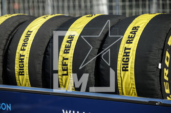 2023-04-29 - tyres, pneus, tyre, pneu, blanquets during the Formula 1 Azerbaijan Grand Prix 2023, 4th round of the 2023 Formula One World Championship from April 28 to 30, 2023 on the Baku City Circuit, in Baku, Azerbaijan - F1 - AZERBAIJAN GRAND PRIX 2023 - FORMULA 1 - MOTORS
