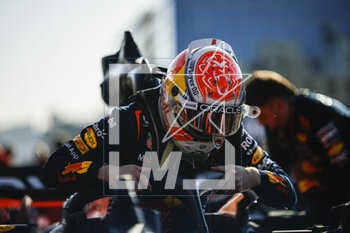 2023-04-29 - VERSTAPPEN Max (ned), Red Bull Racing RB19, portrait during the Formula 1 Azerbaijan Grand Prix 2023, 4th round of the 2023 Formula One World Championship from April 28 to 30, 2023 on the Baku City Circuit, in Baku, Azerbaijan - F1 - AZERBAIJAN GRAND PRIX 2023 - FORMULA 1 - MOTORS