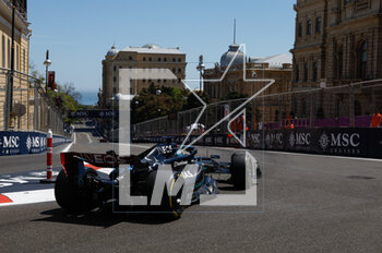 2023-04-29 - 63 RUSSELL George (gbr), Mercedes AMG F1 Team W14, action during the Formula 1 Azerbaijan Grand Prix 2023, 4th round of the 2023 Formula One World Championship from April 28 to 30, 2023 on the Baku City Circuit, in Baku, Azerbaijan - F1 - AZERBAIJAN GRAND PRIX 2023 - FORMULA 1 - MOTORS