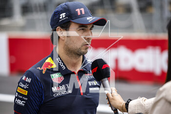 2023-04-30 - PEREZ Sergio (mex), Red Bull Racing RB19, portrait during the Formula 1 Azerbaijan Grand Prix 2023, 4th round of the 2023 Formula One World Championship from April 28 to 30, 2023 on the Baku City Circuit, in Baku, Azerbaijan - F1 - AZERBAIJAN GRAND PRIX 2023 - RACE - FORMULA 1 - MOTORS