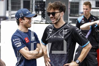 2023-04-30 - GASLY Pierre (fra), Alpine F1 Team A523, portrait DE VRIES Nyck (ned), Scuderia AlphaTauri AT04, portrait during the Formula 1 Azerbaijan Grand Prix 2023, 4th round of the 2023 Formula One World Championship from April 28 to 30, 2023 on the Baku City Circuit, in Baku, Azerbaijan - F1 - AZERBAIJAN GRAND PRIX 2023 - RACE - FORMULA 1 - MOTORS