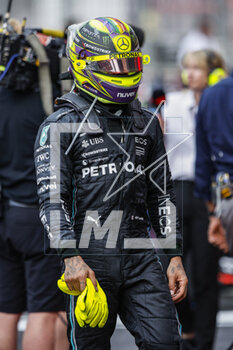2023-04-30 - HAMILTON Lewis (gbr), Mercedes AMG F1 Team W14, portrait during the Formula 1 Azerbaijan Grand Prix 2023, 4th round of the 2023 Formula One World Championship from April 28 to 30, 2023 on the Baku City Circuit, in Baku, Azerbaijan - F1 - AZERBAIJAN GRAND PRIX 2023 - RACE - FORMULA 1 - MOTORS