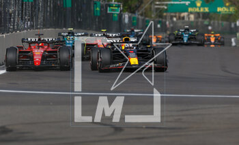 2023-04-30 - 01 VERSTAPPEN Max (nld), Red Bull Racing RB19, action 16 LECLERC Charles (mco), Scuderia Ferrari SF-23, action during the Formula 1 Azerbaijan Grand Prix 2023, 4th round of the 2023 Formula One World Championship from April 28 to 30, 2023 on the Baku City Circuit, in Baku, Azerbaijan - F1 - AZERBAIJAN GRAND PRIX 2023 - RACE - FORMULA 1 - MOTORS