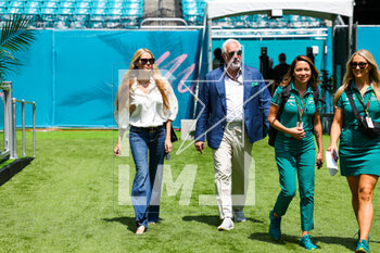 2023-05-06 - STROLL Lawrence (can), Aston Martin F1 Team owner, with his wife Raquel during the Formula 1 Crypto.com Miami Grand Prix 2023, 5th round of the 2023 Formula One World Championship from May 05 to 07, 2023 on the Miami International Autodrome, in Miami Gardens, Florida, United States of America - F1 - MIAMI GRAND PRIX 2023 - FORMULA 1 - MOTORS