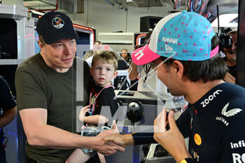 2023-05-06 - MUSK Elon, founder & CEO of SpaceX & Tesla, with his son X Æ A-12, in the Red Bull Racing paddock with PEREZ Sergio (mex), Red Bull Racing RB19, portrait during the Formula 1 Crypto.com Miami Grand Prix 2023, 5th round of the 2023 Formula One World Championship from May 05 to 07, 2023 on the Miami International Autodrome, in Miami Gardens, Florida, United States of America - F1 - MIAMI GRAND PRIX 2023 - RACE - FORMULA 1 - MOTORS