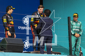 2023-05-07 - BEN SULAYEM Mohammed (uae), President of the FIA, PEREZ Sergio (mex), Red Bull Racing RB19, VERSTAPPEN Max (ned), Red Bull Racing RB19, ALONSO Fernando (spa), Aston Martin F1 Team AMR23, portrait on the podium during the Formula 1 Crypto.com Miami Grand Prix 2023, 5th round of the 2023 Formula One World Championship from May 05 to 07, 2023 on the Miami International Autodrome, in Miami Gardens, Florida, United States of America - F1 - MIAMI GRAND PRIX 2023 - RACE - FORMULA 1 - MOTORS