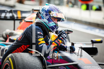 2023-05-07 - VERSTAPPEN Max (ned), Red Bull Racing RB19, portrait celebration during the Formula 1 Crypto.com Miami Grand Prix 2023, 5th round of the 2023 Formula One World Championship from May 05 to 07, 2023 on the Miami International Autodrome, in Miami Gardens, Florida, United States of America - F1 - MIAMI GRAND PRIX 2023 - RACE - FORMULA 1 - MOTORS