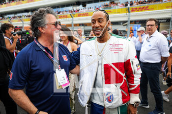 2023-05-07 - ANDRETTI Michael with rapper Christopher Bridges aka Ludacris on the starting grid, during the Formula 1 Crypto.com Miami Grand Prix 2023, 5th round of the 2023 Formula One World Championship from May 05 to 07, 2023 on the Miami International Autodrome, in Miami Gardens, Florida, United States of America - F1 - MIAMI GRAND PRIX 2023 - RACE - FORMULA 1 - MOTORS