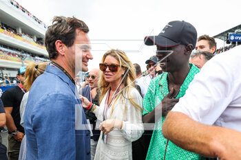 2023-05-07 - Roger Federer with Tik Tok star Khaby Lame aka Khabane Lame on the starting grid during the Formula 1 Crypto.com Miami Grand Prix 2023, 5th round of the 2023 Formula One World Championship from May 05 to 07, 2023 on the Miami International Autodrome, in Miami Gardens, Florida, United States of America - F1 - MIAMI GRAND PRIX 2023 - RACE - FORMULA 1 - MOTORS