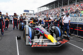 2023-05-07 - 01 VERSTAPPEN Max (nld), Red Bull Racing RB19, starting grid, grille de depart, during the Formula 1 Crypto.com Miami Grand Prix 2023, 5th round of the 2023 Formula One World Championship from May 05 to 07, 2023 on the Miami International Autodrome, in Miami Gardens, Florida, United States of America - F1 - MIAMI GRAND PRIX 2023 - RACE - FORMULA 1 - MOTORS