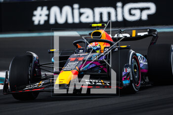 2023-05-07 - 11 PEREZ Sergio (mex), Red Bull Racing RB19, action during the Formula 1 Crypto.com Miami Grand Prix 2023, 5th round of the 2023 Formula One World Championship from May 05 to 07, 2023 on the Miami International Autodrome, in Miami Gardens, Florida, United States of America - F1 - MIAMI GRAND PRIX 2023 - RACE - FORMULA 1 - MOTORS