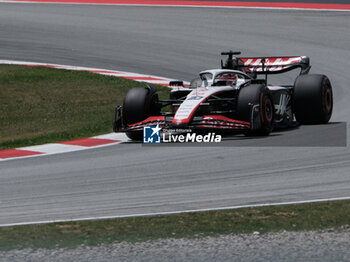 2023-06-02 - Kevin Magnussen during free tests 1 of Catalunya Grand Prix F1 at Circuit of Catalunya Barcelona on june  02, 2023 - FORMULA 1 AWS GRAN PREMIO DE ESPAÑA 2023 - PRACTICE 1 AND 2 - FORMULA 1 - MOTORS