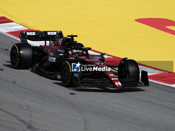 2023-06-02 - Valtteri Bottas during free tests 2 of Catalunya Grand Prix F1 at Circuit of Catalunya Barcelona on june  02, 2023 - FORMULA 1 AWS GRAN PREMIO DE ESPAÑA 2023 - PRACTICE 1 AND 2 - FORMULA 1 - MOTORS