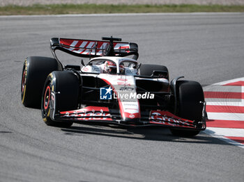 2023-06-02 - Kevin Magnussen during free tests 2 of Catalunya Grand Prix F1 at Circuit of Catalunya Barcelona on june  02, 2023 - FORMULA 1 AWS GRAN PREMIO DE ESPAÑA 2023 - PRACTICE 1 AND 2 - FORMULA 1 - MOTORS