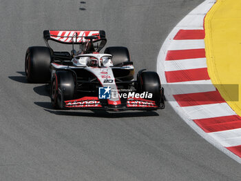 2023-06-02 - Kevin Magnussen during free tests 2 of Catalunya Grand Prix F1 at Circuit of Catalunya Barcelona on june  02, 2023 - FORMULA 1 AWS GRAN PREMIO DE ESPAÑA 2023 - PRACTICE 1 AND 2 - FORMULA 1 - MOTORS