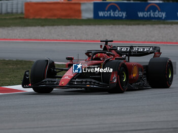 2023-06-03 - Charles Leclerc during qualifyng of Catalunya Grand Prix F1 at Circuit of Catalunya Barcelona on june  03, 2023 - FORMULA 1 AWS GRAN PREMIO DE ESPAÑA 2023 - PRACTICE 3 AND QUALIFYING - FORMULA 1 - MOTORS