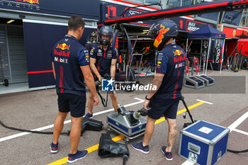 2023-05-25 - Oracle Red Bull Racing mechanicals at work - 2023 GRAND PRIX DE MONACO - THURSDAY - AMBIENT AND PRESS CONFERENCE - FORMULA 1 - MOTORS