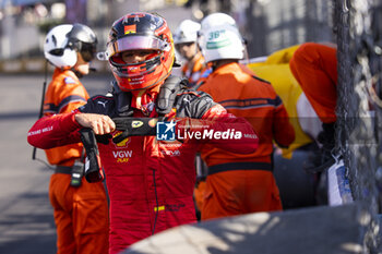 2023-05-26 - SAINZ Carlos (spa), Scuderia Ferrari SF-23, crash, accident at FP3 during the Formula 1 Grand Prix de Monaco 2023, 6th round of the 2023 Formula One World Championship from May 26 to 28, 2023 on the Circuit de Monaco, in Monaco - F1 - MONACO GRAND PRIX 2023 - FORMULA 1 - MOTORS