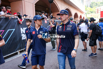 2023-05-28 - DE VRIES Nyck (ned), Scuderia AlphaTauri AT04, VERSTAPPEN Max (ned), Red Bull Racing RB19, portrait during the Formula 1 Grand Prix de Monaco 2023, 6th round of the 2023 Formula One World Championship from May 26 to 28, 2023 on the Circuit de Monaco, in Monaco - F1 - MONACO GRAND PRIX 2023 - RACE - FORMULA 1 - MOTORS